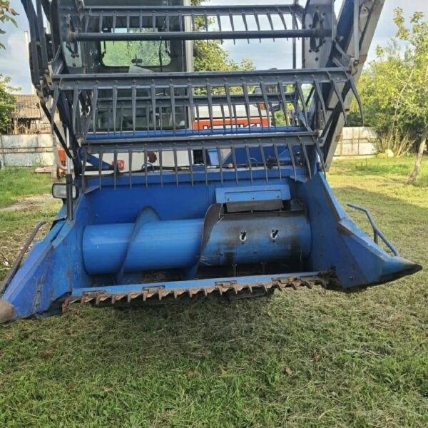 იყიდება ISEKI HC-300 ბრინჯის კომბაინი
